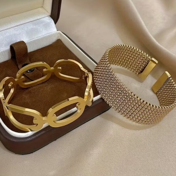 2pcs Elegant 316L Stainless Steel Bracelet Set - Fashionable Hollow Ring Design - Picture 7 of 8